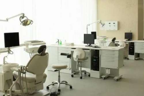 中山大学附属第七医院种植牙收费标准